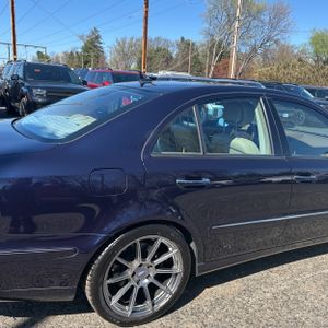 MERCEDES-BENZ E-CLASS - 9