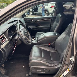 2014 Toyota HIGHLANDER LIMITED 缩略图 32