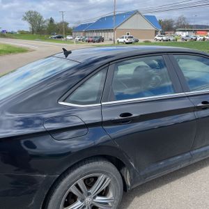 VOLKSWAGEN JETTA R-LINE - 9