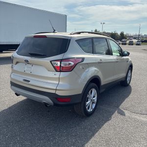 FORD ESCAPE SEL - 8