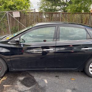 2019 Nissan SENTRA S 照片 4