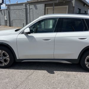 صورة 4 لـ 2025 BMW X1 XDRIVE28I