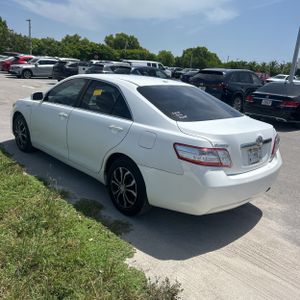 2011 Toyota CAMRY HYBRID BASE photo 5