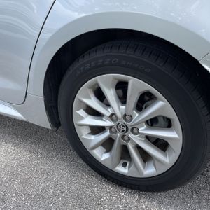 صورة مصغرة 18 لـ 2021 Toyota COROLLA LE