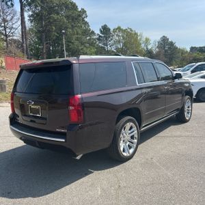 CHEVROLET SUBURBAN PREMIER - 8