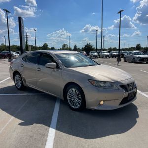 2013 Lexus ES 350 BASE photo 12