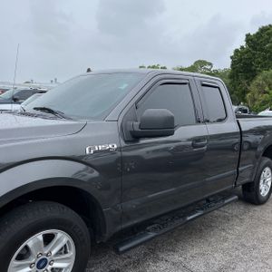 FORD F-150 XLT - 2