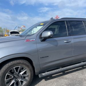 CHEVROLET TAHOE Z71 - 2