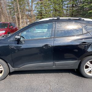 HYUNDAI TUCSON GLS - 4