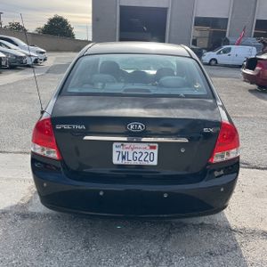 KIA SPECTRA EX - 7
