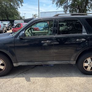 FORD ESCAPE XLT - 4