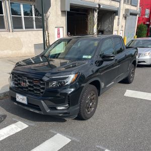 2025 Honda RIDGELINE TRAILSPORT+ photo 1