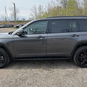 JEEP GRAND CHEROKEE L - 4