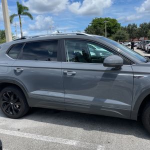 2022 Volkswagen TAOS SE — миниатюра 11