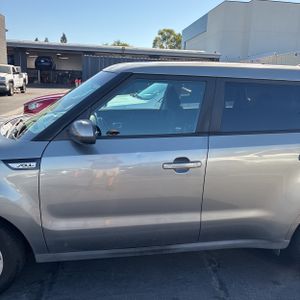 2017 KIA SOUL BASE 照片 4
