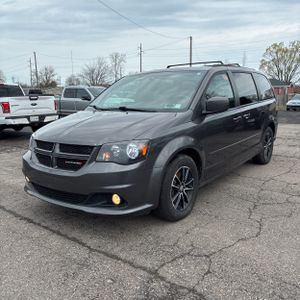 DODGE GRAND CARAVAN GT - 1