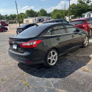 FORD FOCUS TITANIUM - 7