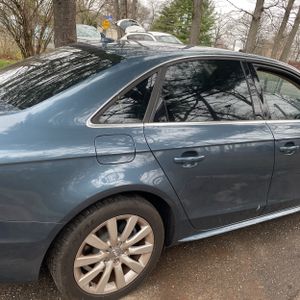 AUDI A4 2.0T PREMIUM - 8