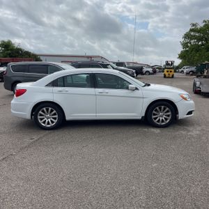 CHRYSLER 200 TOURING - 10