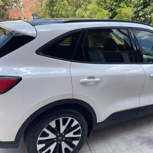 FORD ESCAPE HYBRID SE SPORT - 9