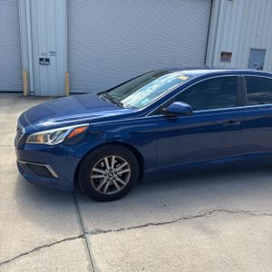 صورة 2 لـ 2016 Hyundai SONATA SE