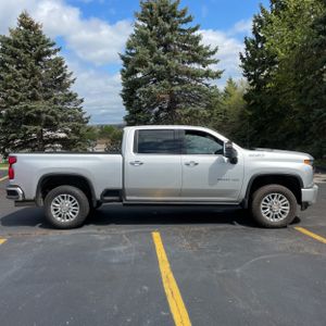 CHEVROLET SILVERADO - 10