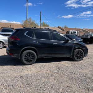 NISSAN ROGUE SV - 10