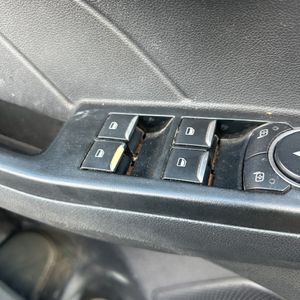 صورة مصغرة 58 لـ 2022 FORD ESCAPE SE