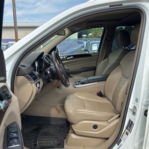 2015 Mercedes-BENZ M-CLASS thumbnail 32