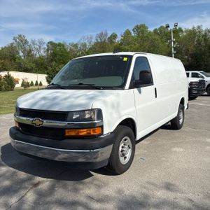 CHEVROLET EXPRESS 2500 - 1