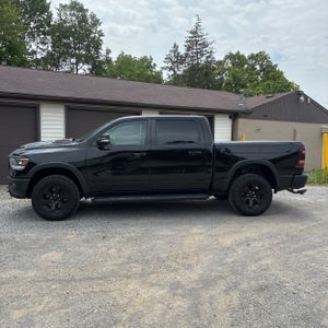 2021 RAM 1500 REBEL 照片 3