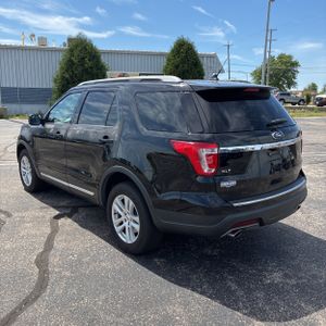 FORD EXPLORER XLT - 5