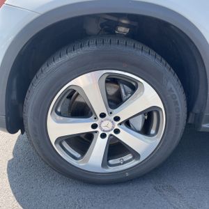 2017 Mercedes-BENZ GLC — миниатюра 17