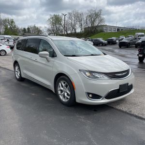 CHRYSLER PACIFICA TOURING-L - 10