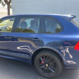 PORSCHE CAYENNE GTS - 6
