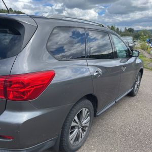 صورة 9 لـ 2017 Nissan PATHFINDER SV