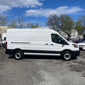 FORD TRANSIT 250 - 10
