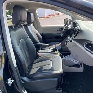 2023 Chrysler PACIFICA TOURING L — миниатюра 32
