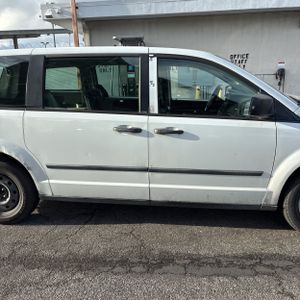 DODGE GRAND CARAVAN - 9