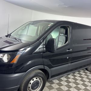 FORD TRANSIT 150 - 2