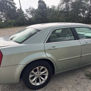 صورة 9 لـ 2006 Chrysler 300 TOURING