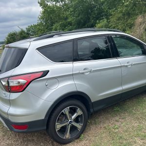 FORD ESCAPE SE - 9