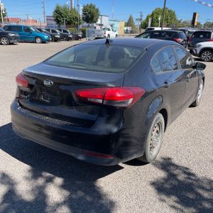 صورة 8 لـ 2018 KIA FORTE LX