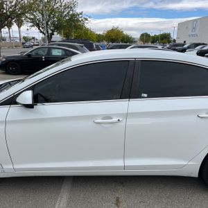 HYUNDAI SONATA BASE - 4