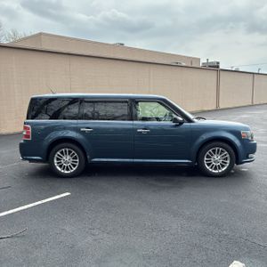 FORD FLEX SEL - 10