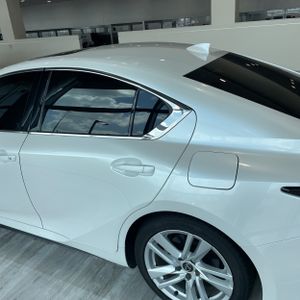 صورة 5 لـ 2024 Lexus IS 300 BASE