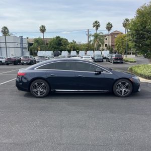 MERCEDES-BENZ EQS - 10