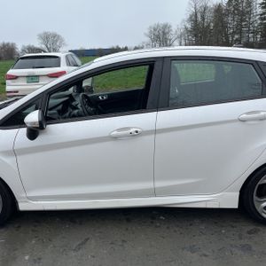 FORD FIESTA ST - 4