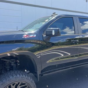 CHEVROLET SILVERADO 1500 LT TRAIL BOSS - 2