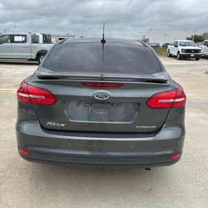 FORD FOCUS TITANIUM - 7